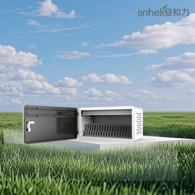 Компактный шкаф для зарядки планшетов 640x360x370 мм с разделителями из инженерного пластика ABS и медицинскими ультратихими колесами